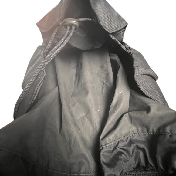 Nike Kyrie Irving Basketball Backpack – Black, Drawstring Top, Pre-Owned - Picture 9 of 11